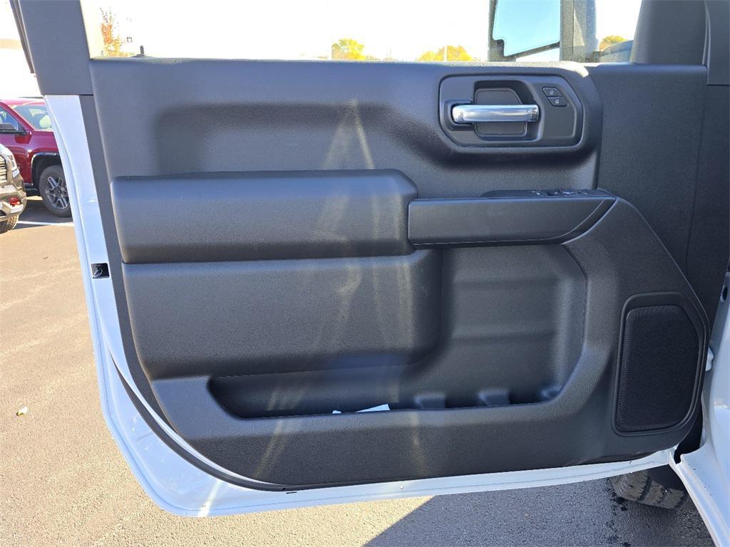 new 2026 GMC Sierra 2500 car, priced at $48,500