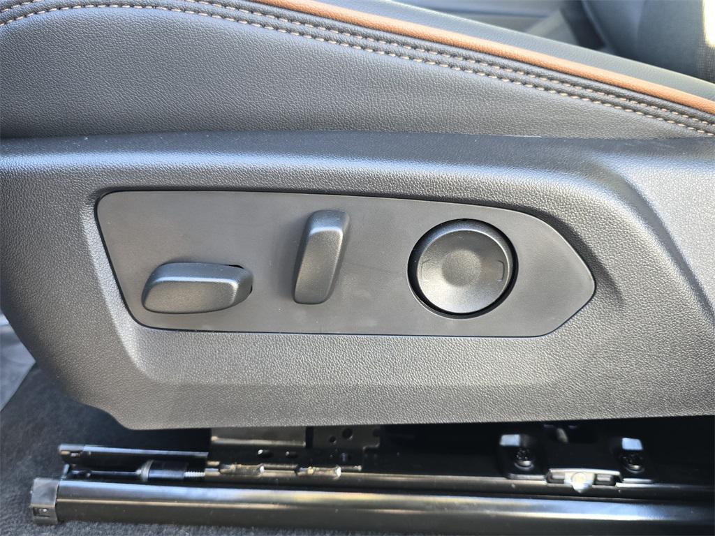 new 2026 GMC Canyon car, priced at $44,652