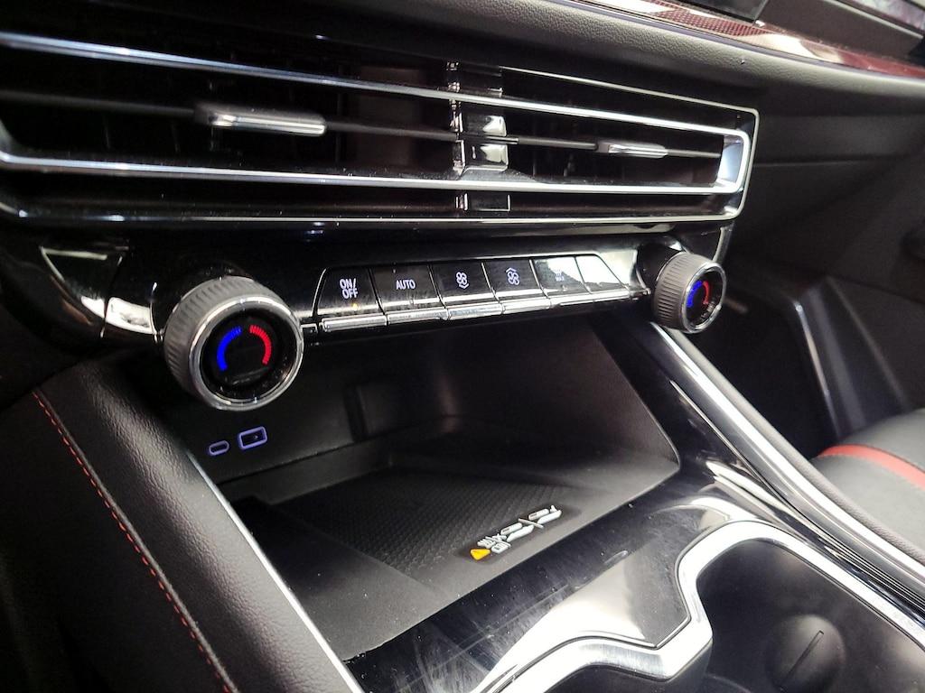 used 2025 Chevrolet Traverse car, priced at $49,998