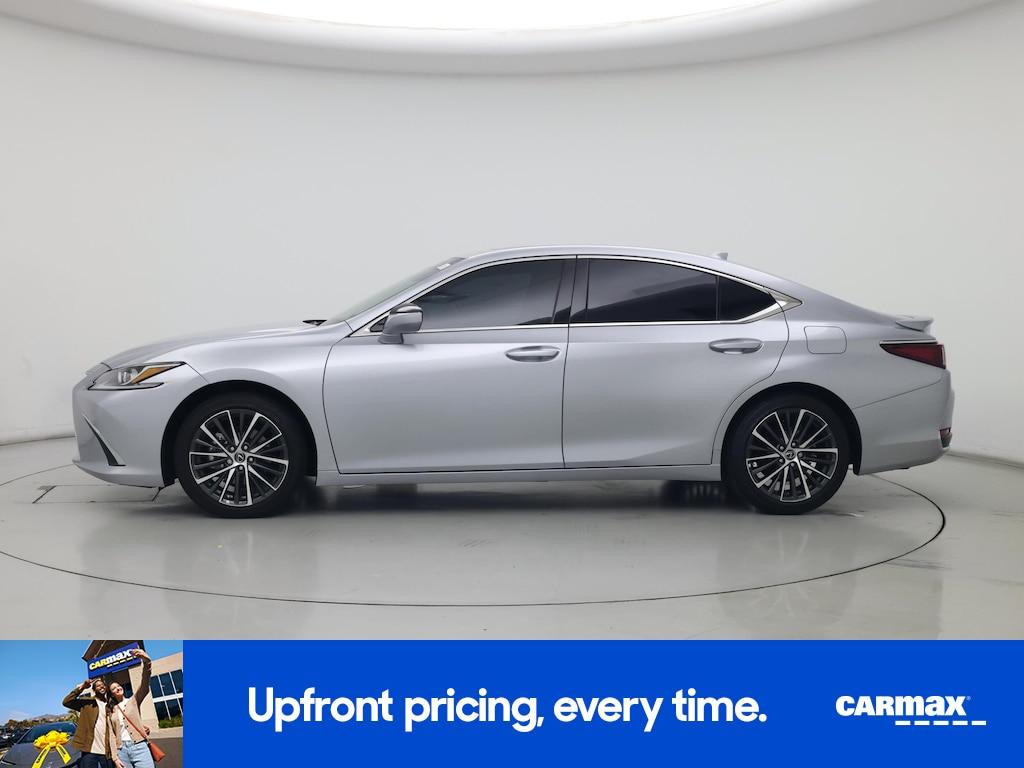 used 2025 Lexus ES 300h car, priced at $40,998