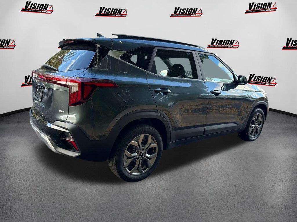 used 2024 Kia Seltos car, priced at $21,900