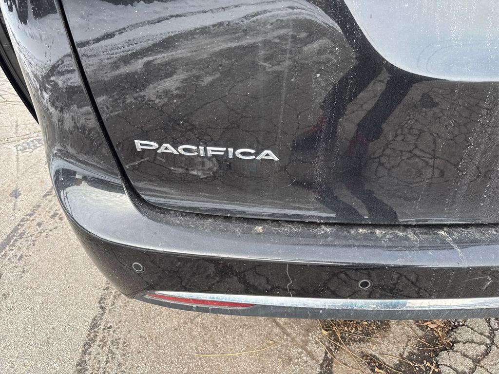 used 2017 Chrysler Pacifica car, priced at $12,500