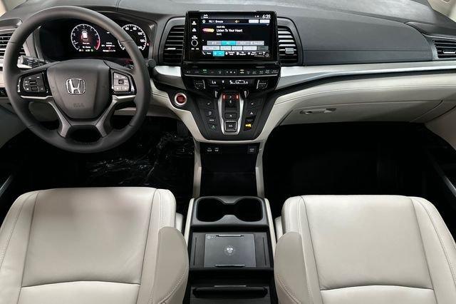 new 2026 Honda Odyssey car, priced at $44,745