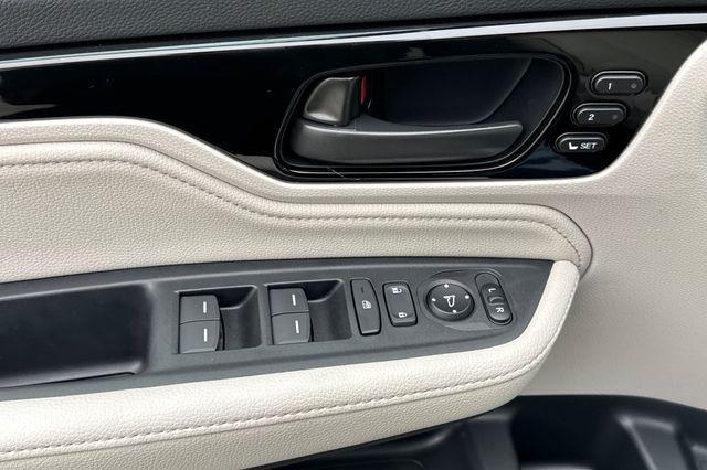 new 2026 Honda Odyssey car, priced at $48,990