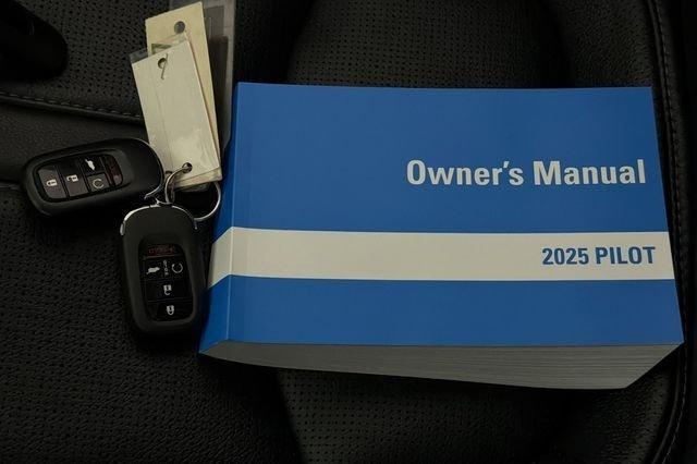 used 2025 Honda Pilot car, priced at $49,727