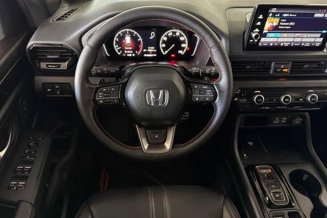 used 2025 Honda Pilot car, priced at $42,082