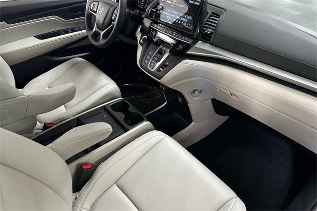 new 2026 Honda Odyssey car, priced at $44,290