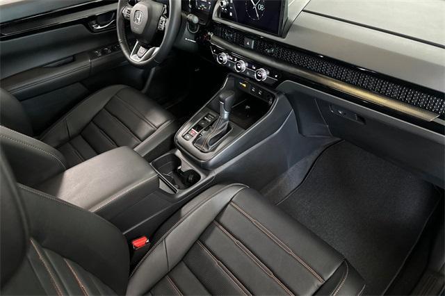 new 2026 Honda CR-V Hybrid car, priced at $44,455