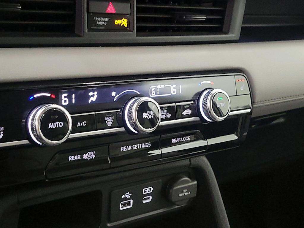 used 2024 Honda Pilot car, priced at $36,998