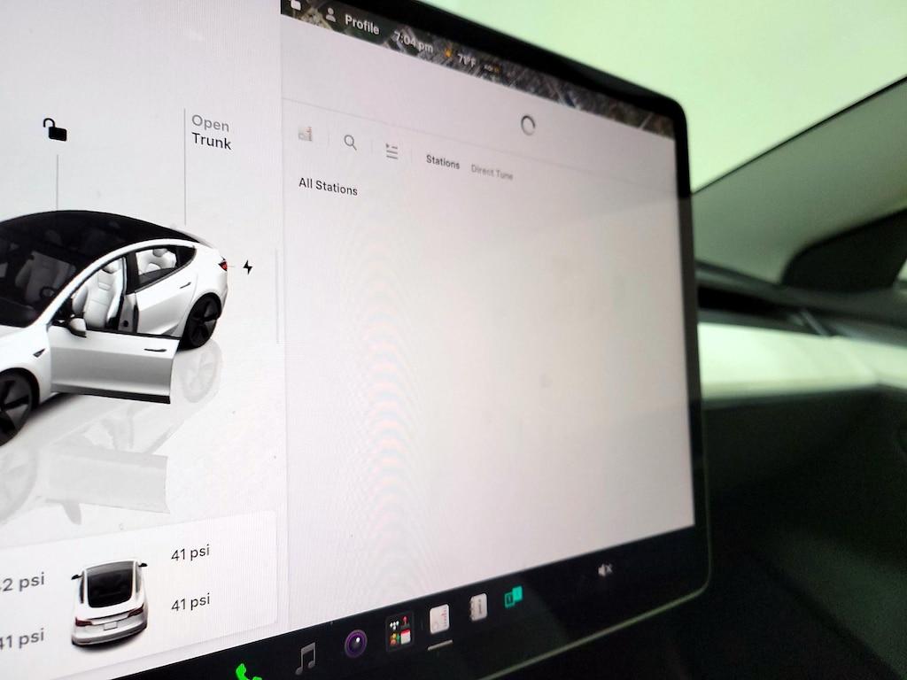 used 2023 Tesla Model 3 car, priced at $30,998