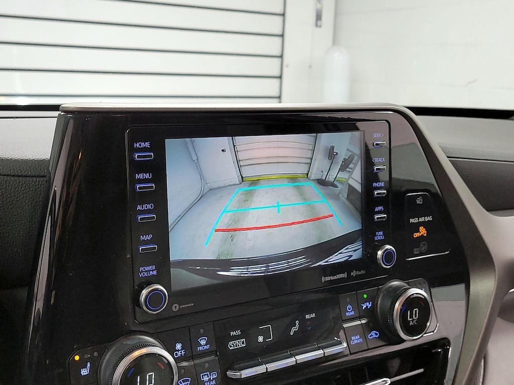 used 2022 Toyota Highlander Hybrid car, priced at $36,998