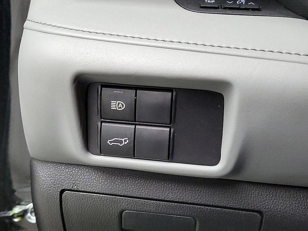 used 2022 Toyota Highlander Hybrid car, priced at $36,998