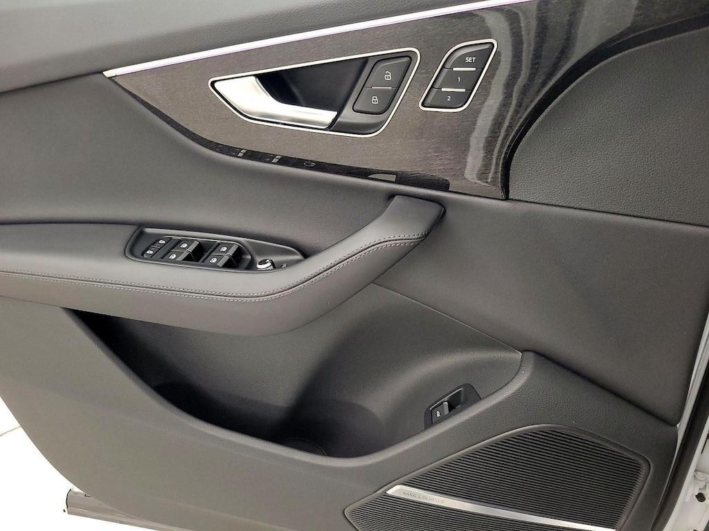 used 2023 Audi Q7 car, priced at $40,998