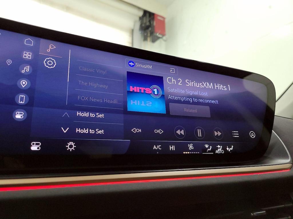 used 2025 Buick Envision car, priced at $29,998