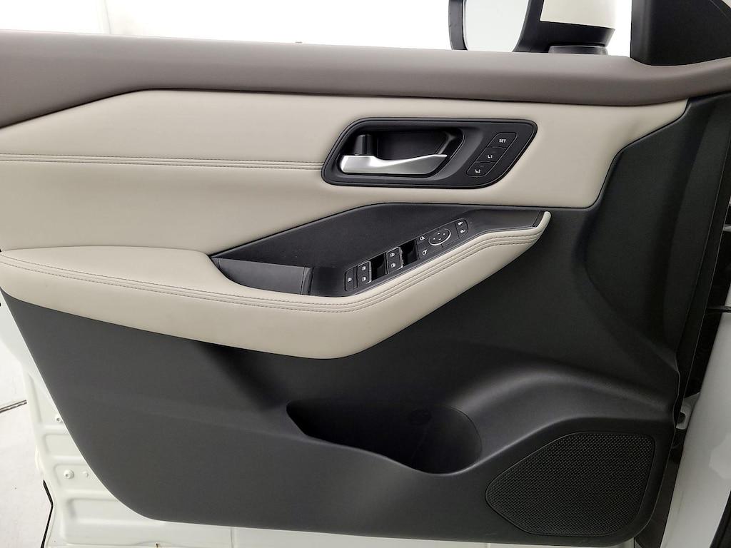 used 2023 Nissan Rogue car, priced at $25,998