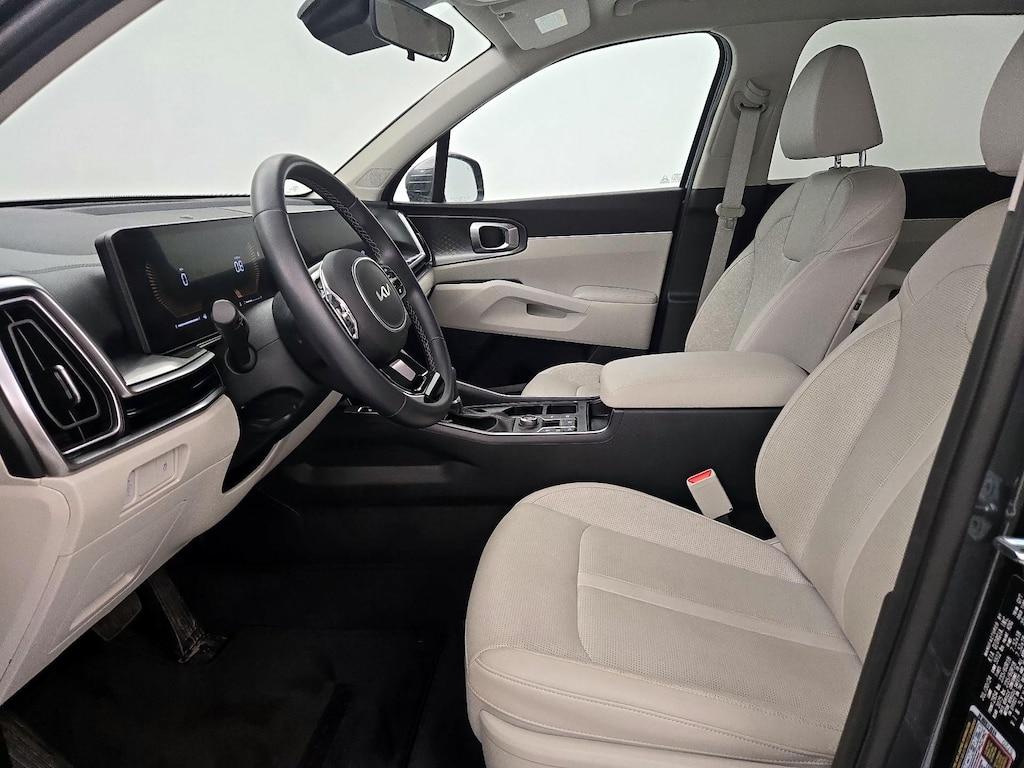 used 2025 Kia Sorento car, priced at $32,998