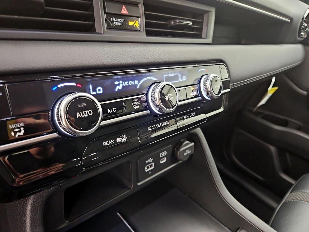 used 2025 Honda Pilot car, priced at $40,998