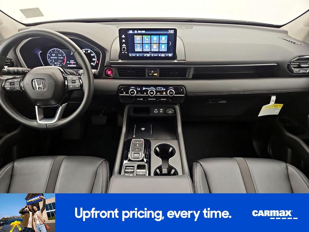 used 2025 Honda Pilot car, priced at $40,998