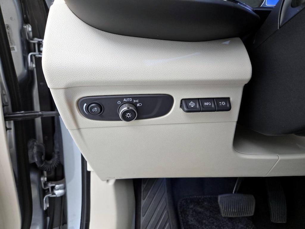 used 2023 Buick Envision car, priced at $31,998