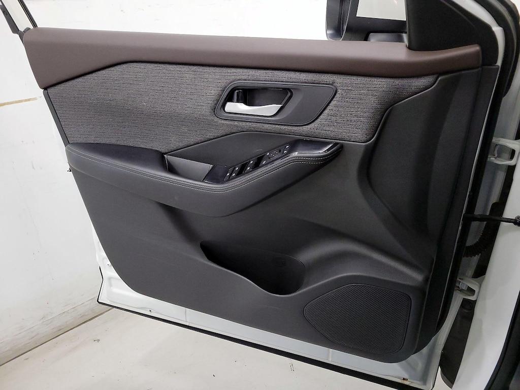 used 2023 Nissan Rogue car, priced at $19,998