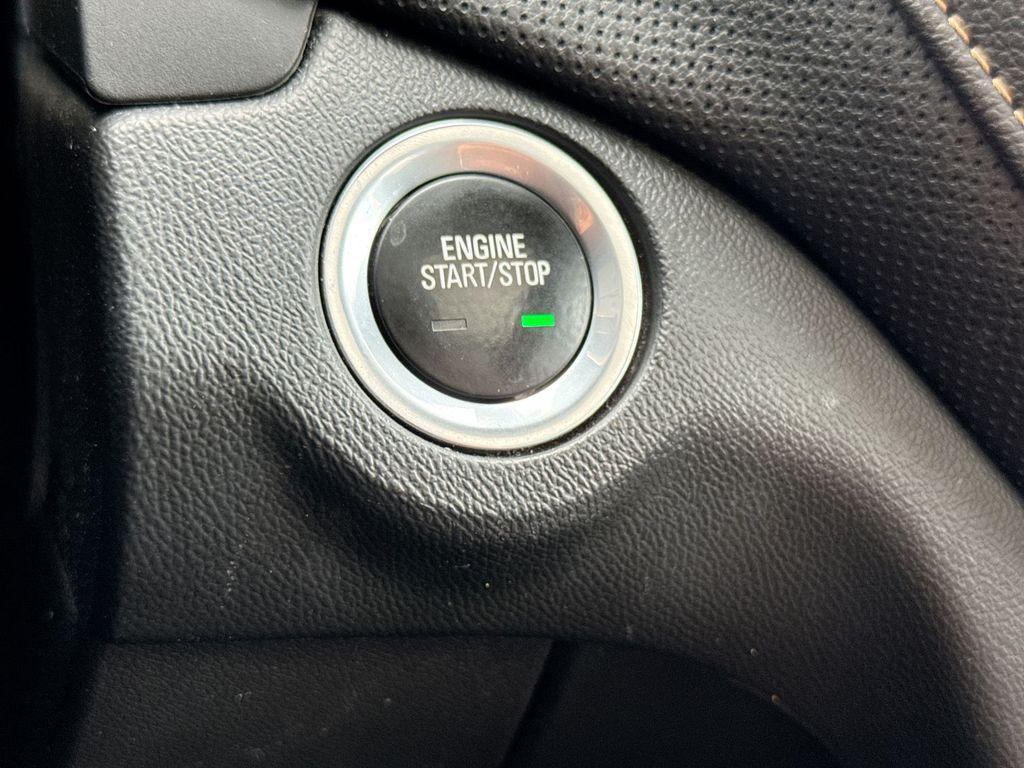used 2021 Chevrolet Equinox car, priced at $20,800