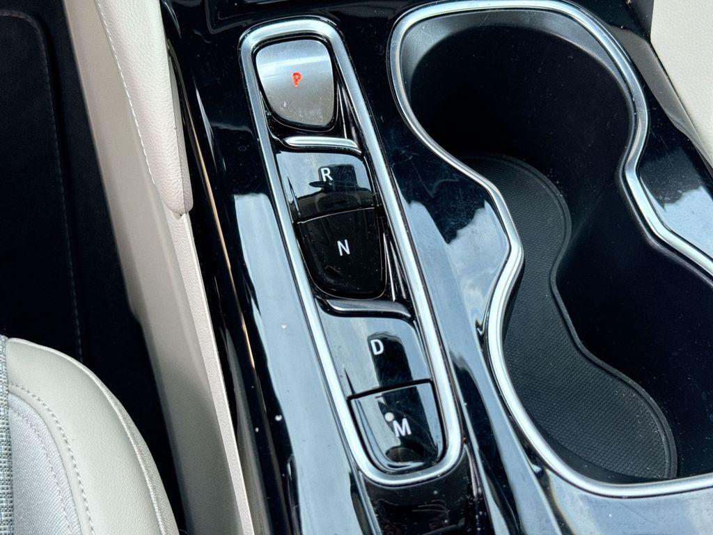 used 2023 Buick Envision car, priced at $28,800