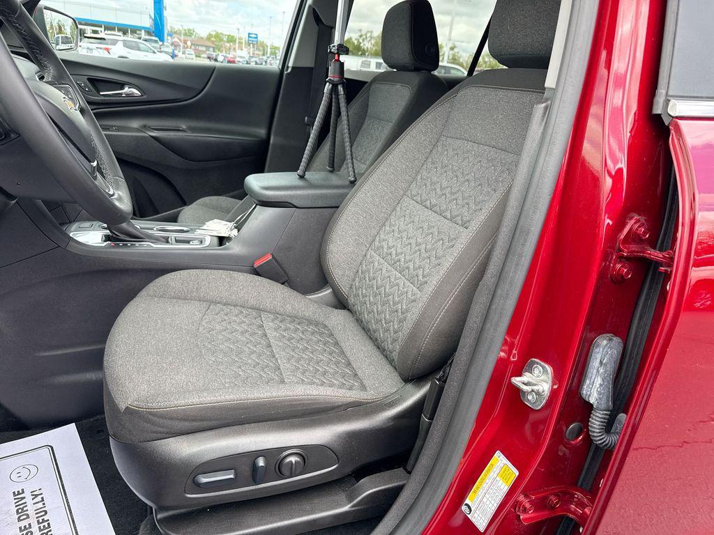 used 2024 Chevrolet Equinox car, priced at $23,800