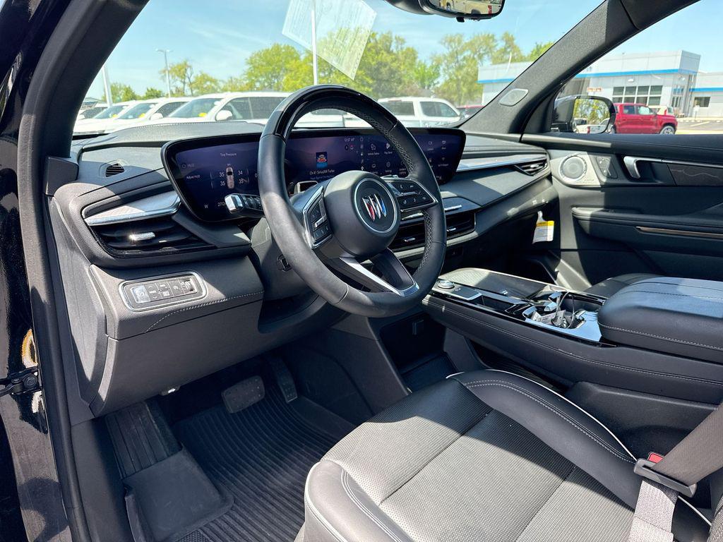 used 2025 Buick Enclave car, priced at $48,900