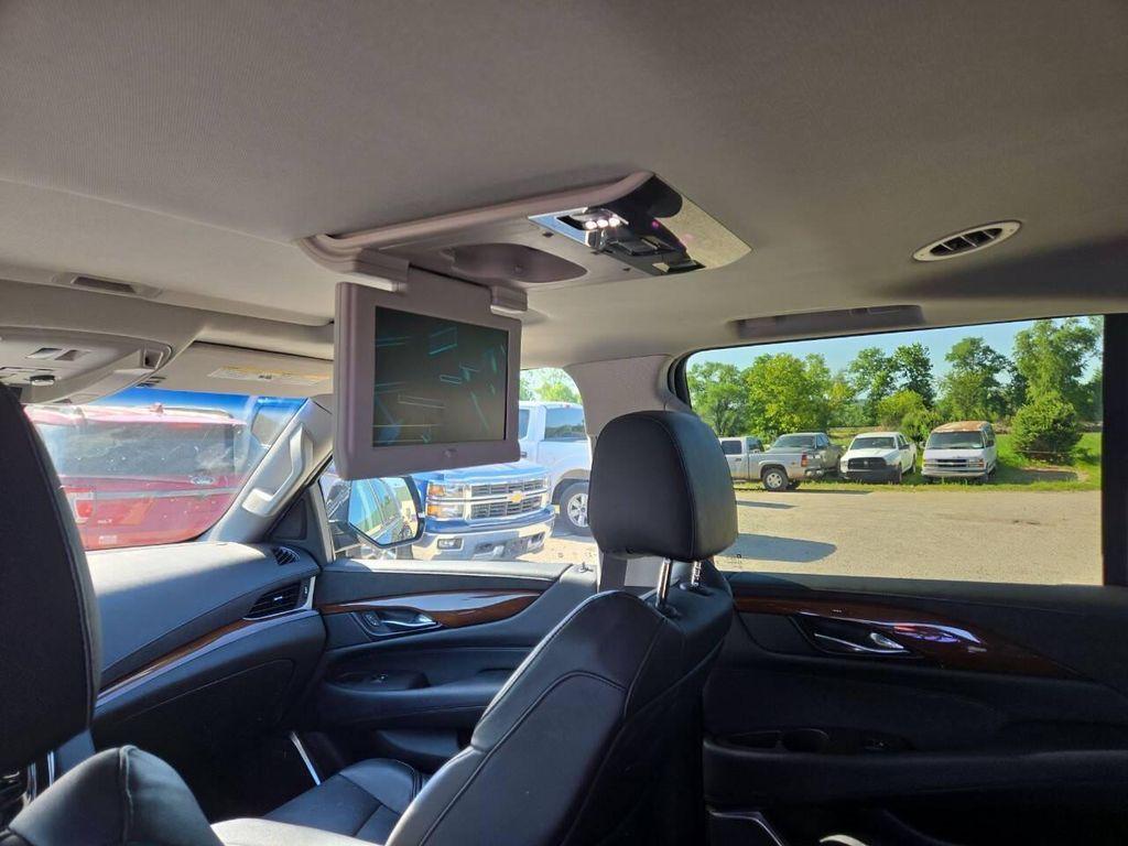 used 2020 Cadillac Escalade ESV car, priced at $31,995