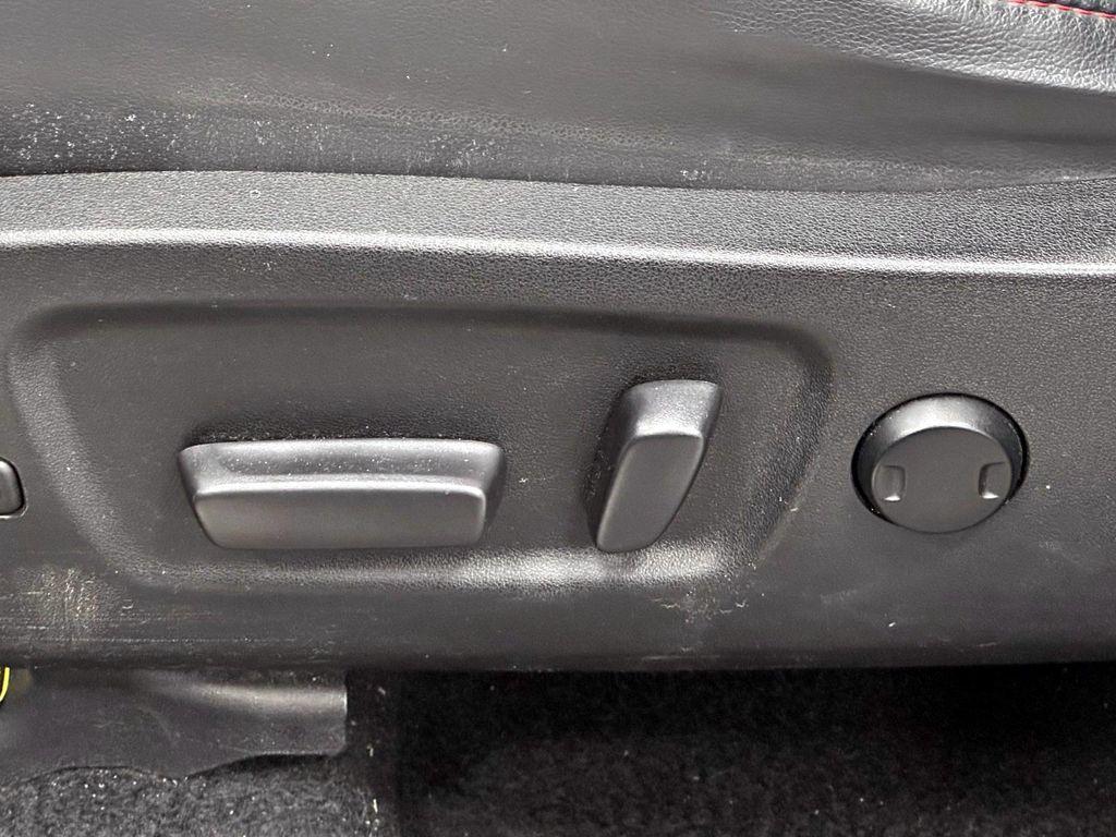 used 2019 Toyota Highlander car, priced at $30,499