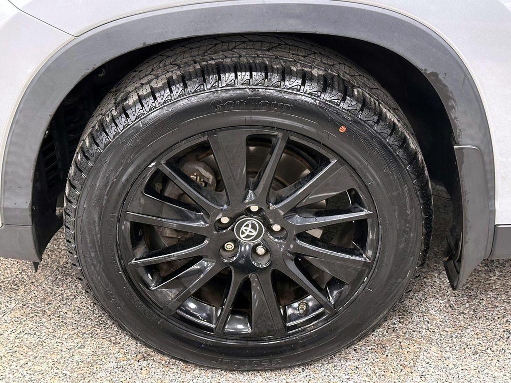 used 2019 Toyota Highlander car, priced at $30,499