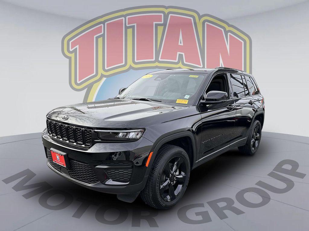 used 2025 Jeep Grand Cherokee car, priced at $36,998