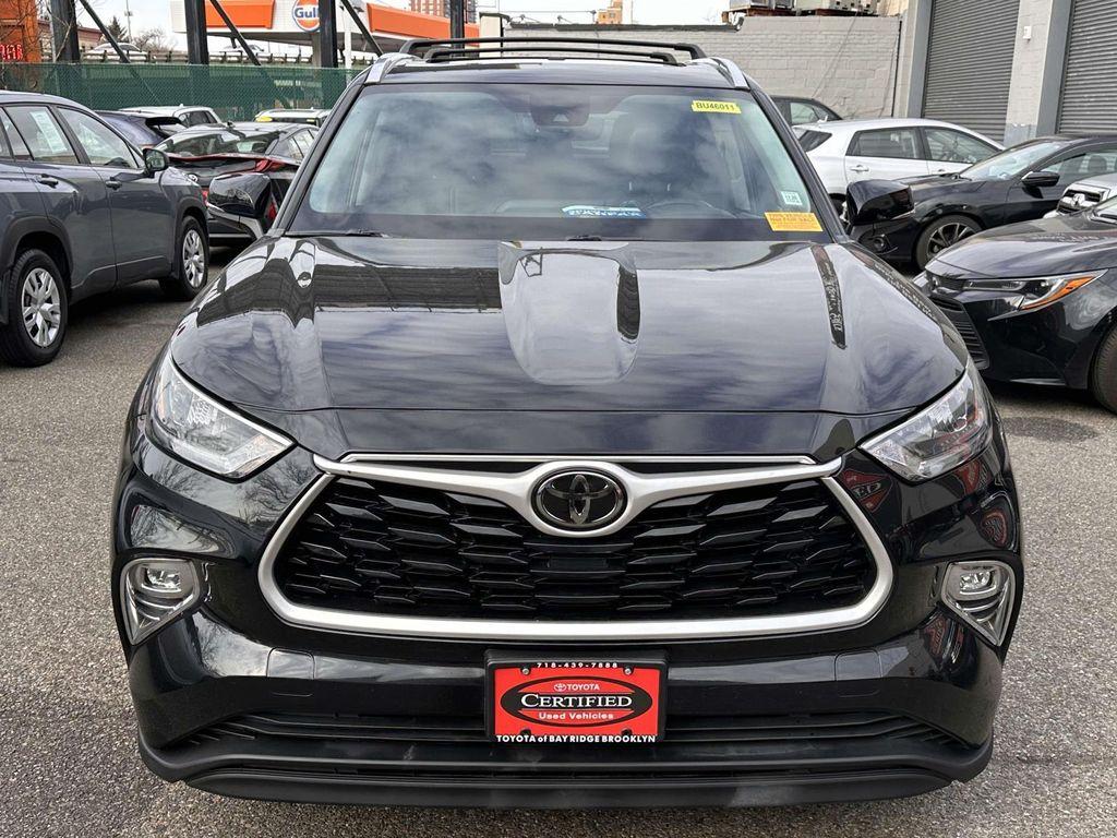 used 2020 Toyota Highlander car, priced at $26,999