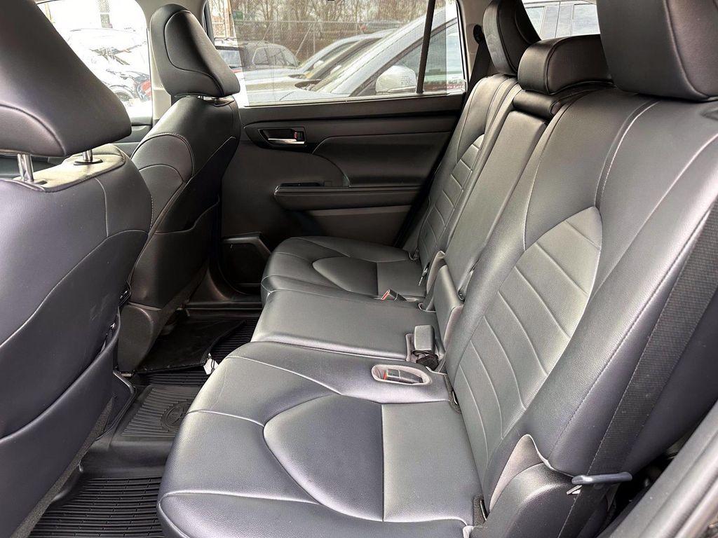 used 2020 Toyota Highlander car, priced at $26,999