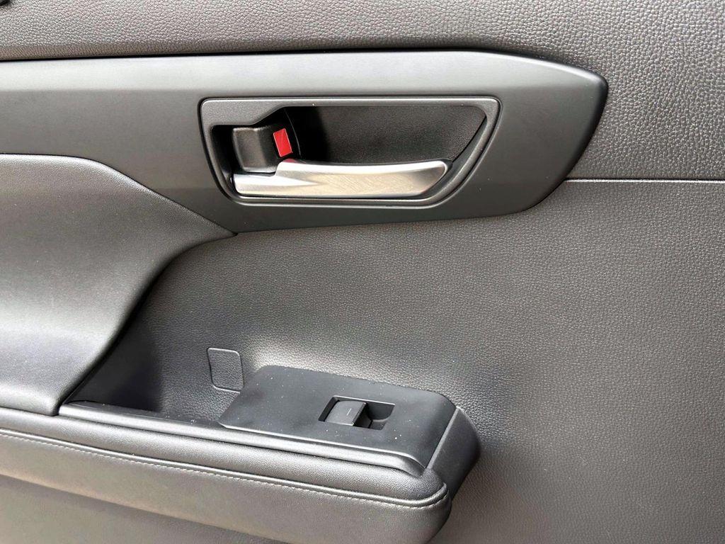 used 2020 Toyota Highlander car, priced at $26,999