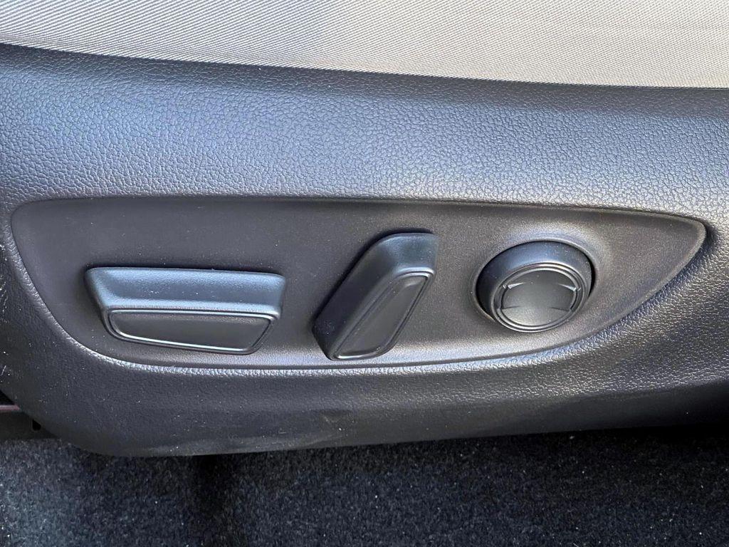 used 2022 Toyota RAV4 Hybrid car, priced at $30,998