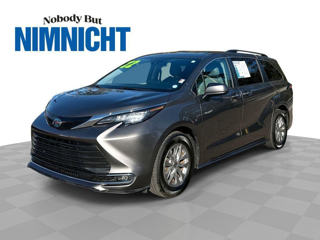 used 2022 Toyota Sienna car, priced at $29,985