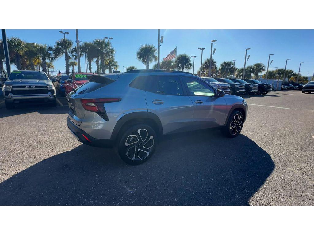 used 2025 Chevrolet Trax car, priced at $23,985