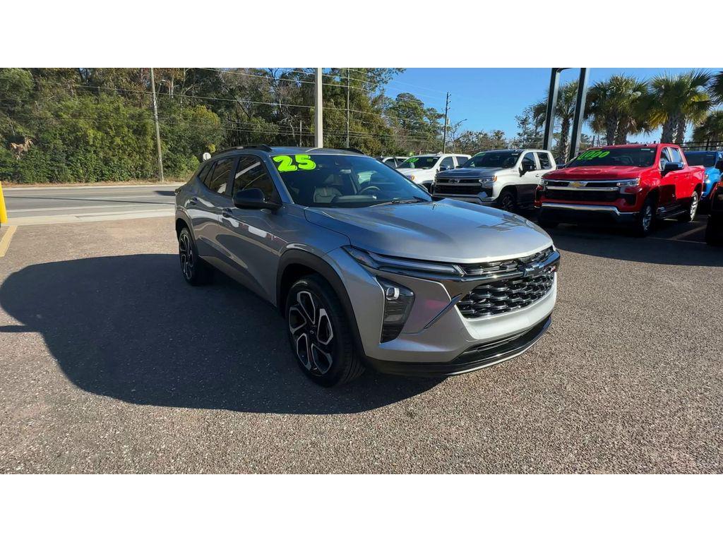 used 2025 Chevrolet Trax car, priced at $23,985