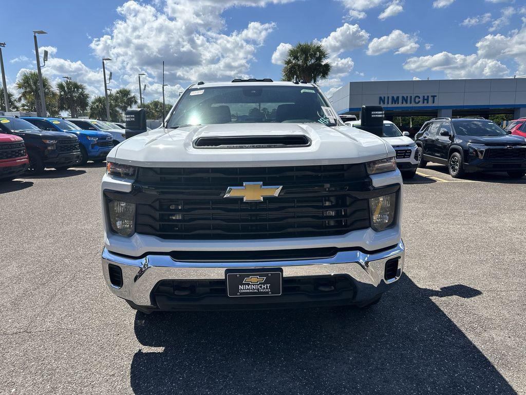 new 2025 Chevrolet Silverado 3500 car, priced at $77,000