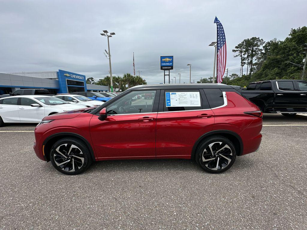used 2024 Mitsubishi Outlander car, priced at $30,885