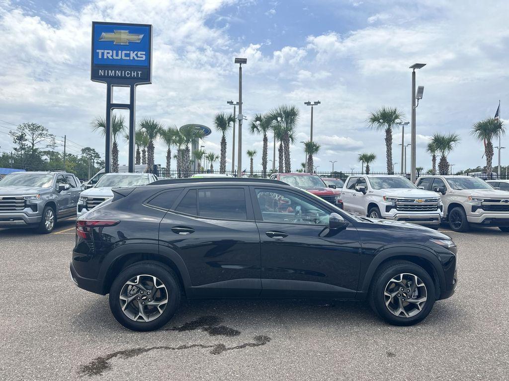 used 2025 Chevrolet Trax car, priced at $24,168