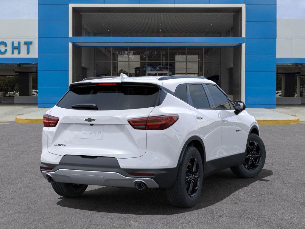 new 2025 Chevrolet Blazer car, priced at $32,841