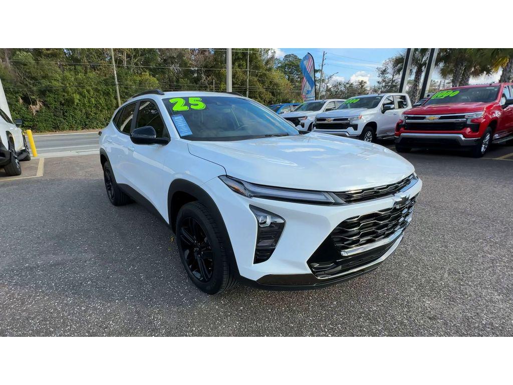 used 2025 Chevrolet Trax car, priced at $22,985