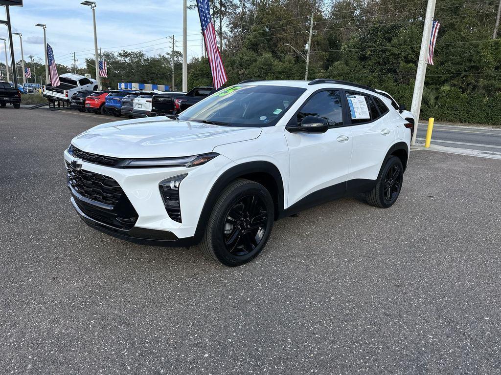 used 2025 Chevrolet Trax car, priced at $22,985