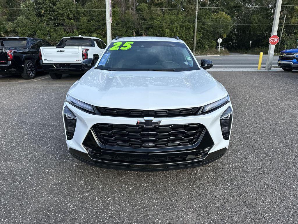 used 2025 Chevrolet Trax car, priced at $22,985