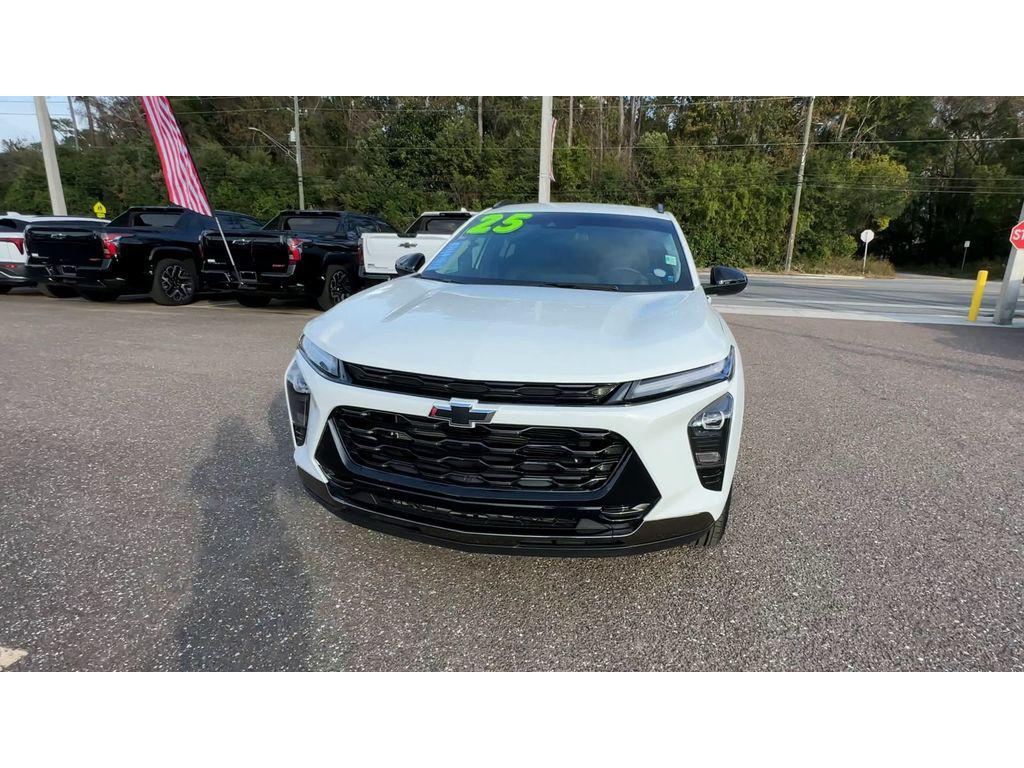 used 2025 Chevrolet Trax car, priced at $22,985