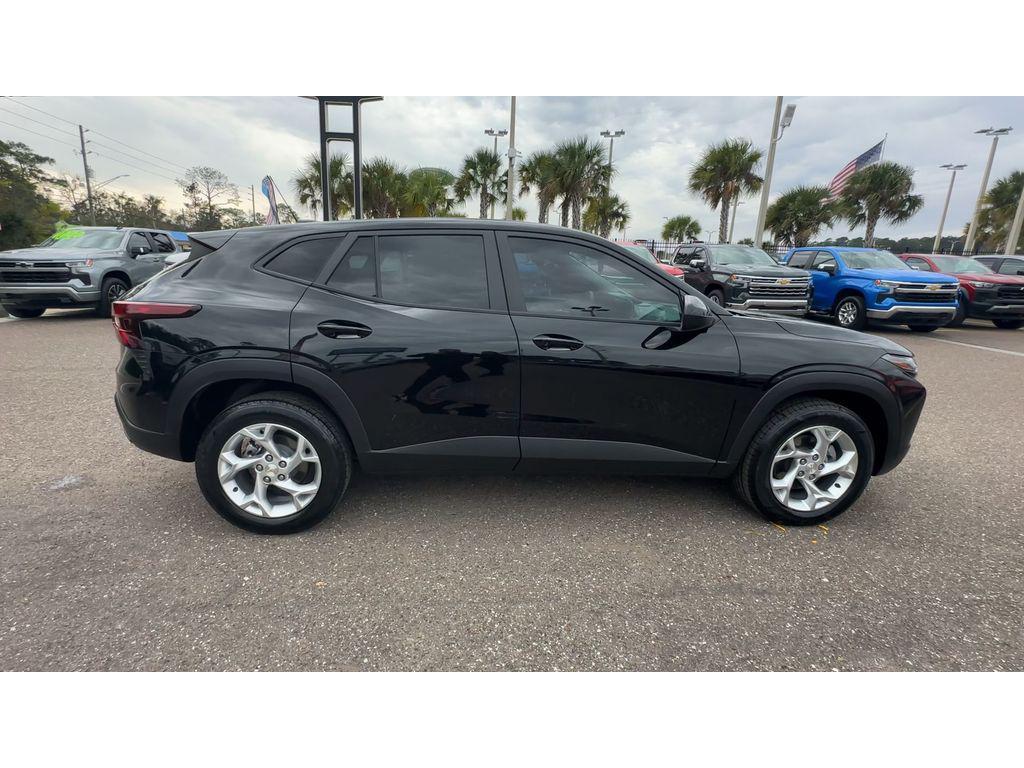 used 2024 Chevrolet Trax car, priced at $17,985
