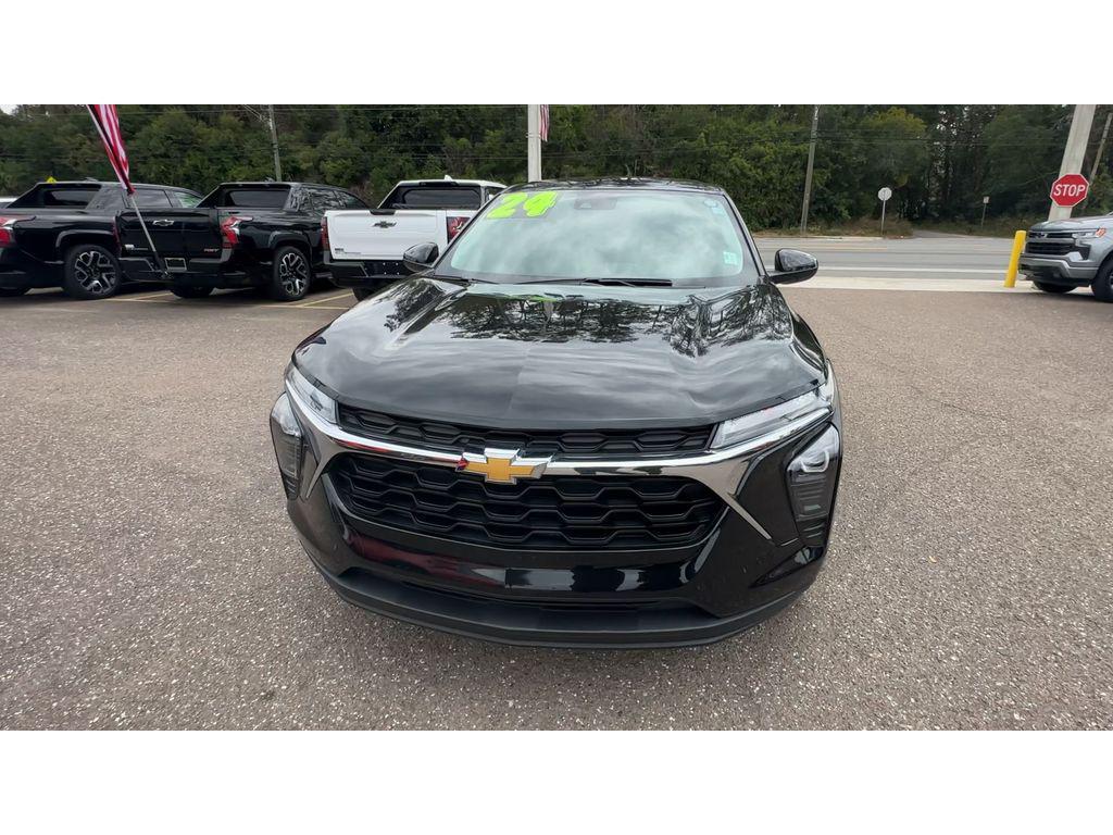 used 2024 Chevrolet Trax car, priced at $17,985