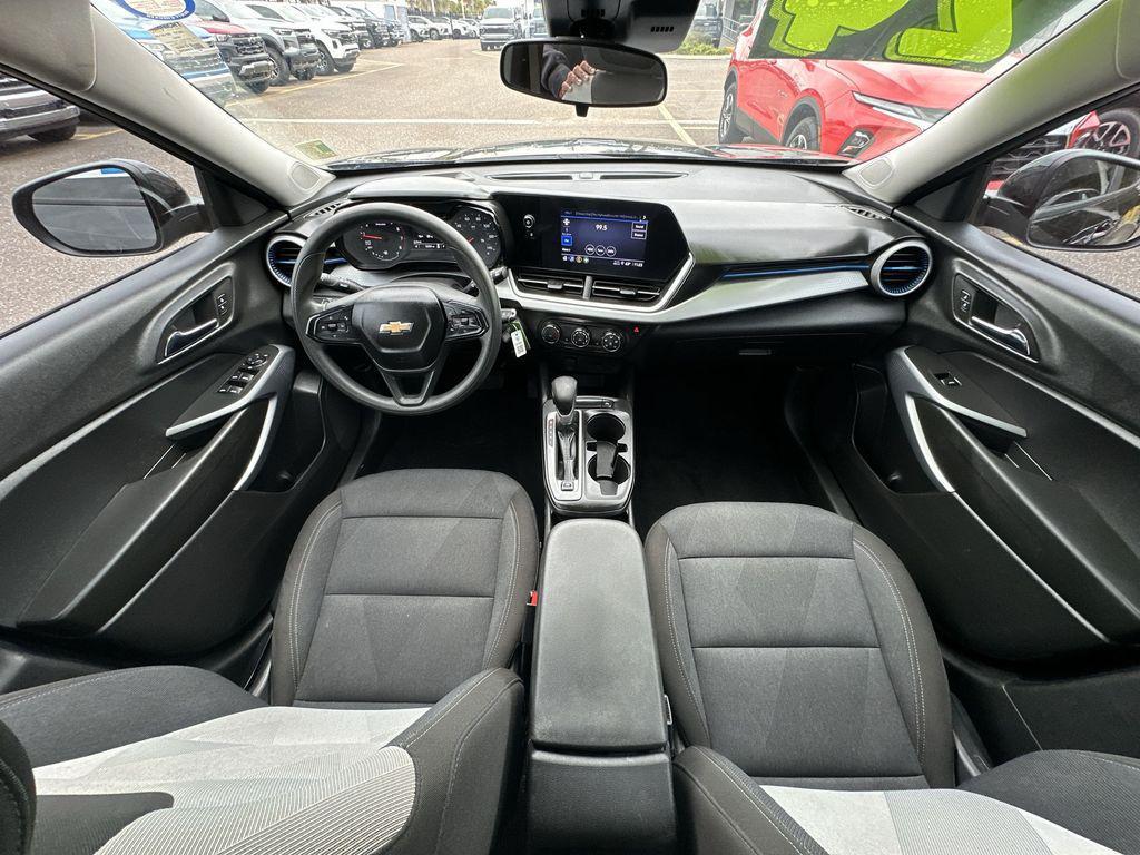 used 2024 Chevrolet Trax car, priced at $17,985